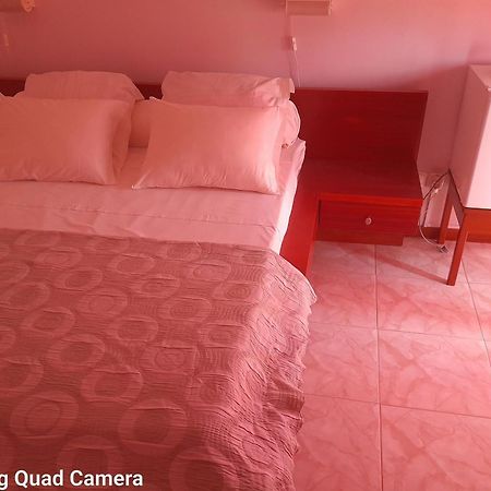 Yria Residencial Bed and Breakfast Porto Novo Δωμάτιο φωτογραφία