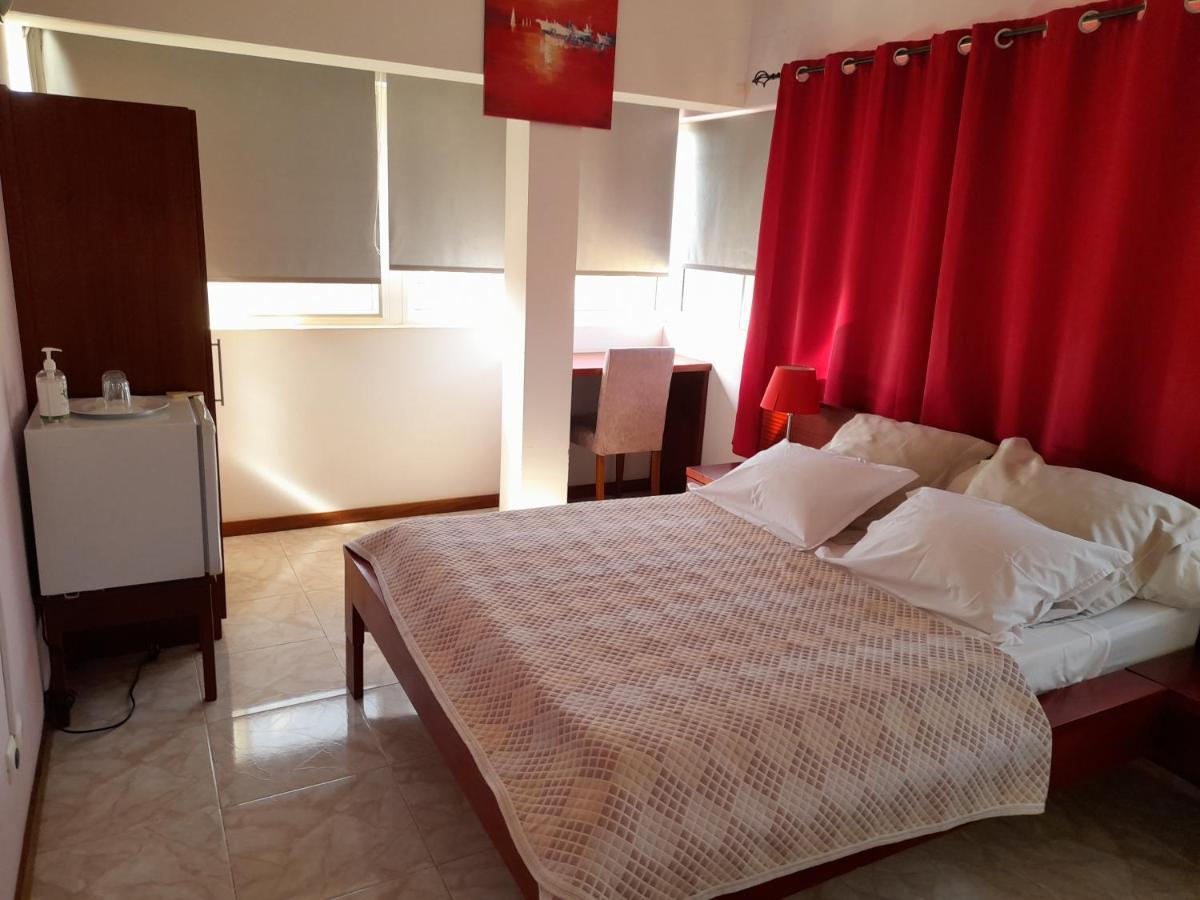 Yria Residencial Bed and Breakfast Porto Novo Εξωτερικό φωτογραφία