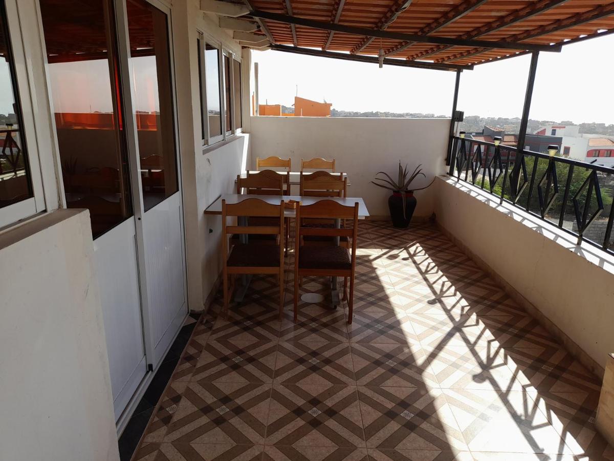 Yria Residencial Bed and Breakfast Porto Novo Εξωτερικό φωτογραφία